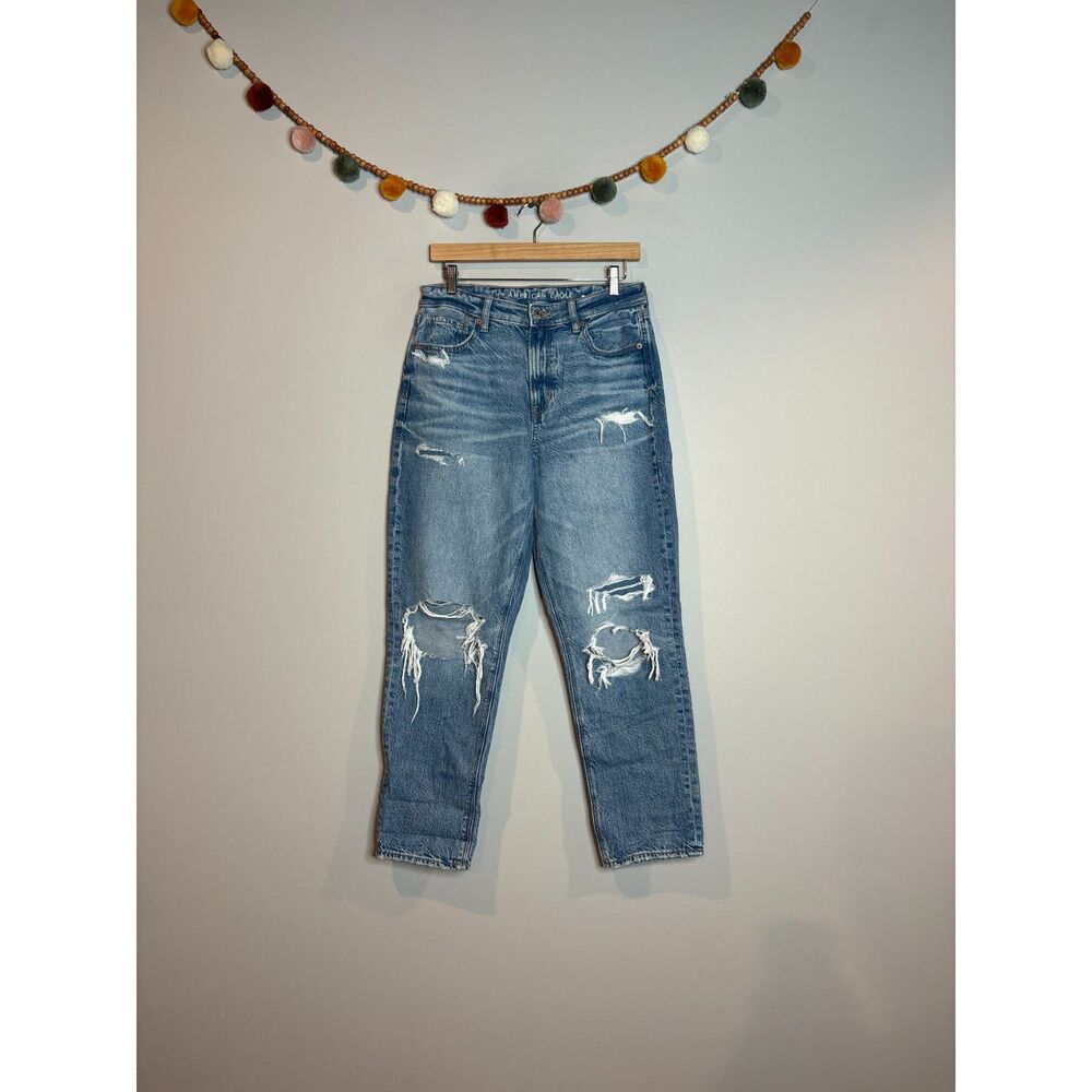American Eagle distressed ripped Mom Jeans